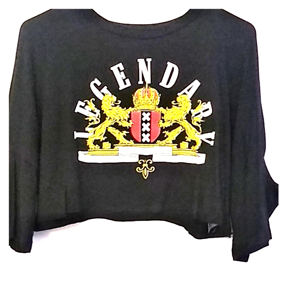 Fashionnova crop legendary shirt